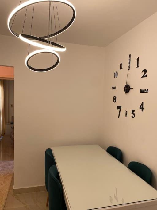 One house, many things. Apartment in Cairo Governorate