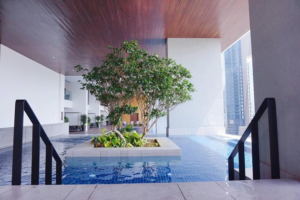 Swimming pool
