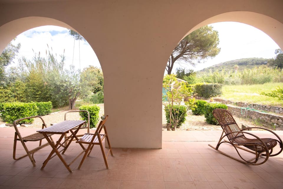 Patio, Living room, Dining area
