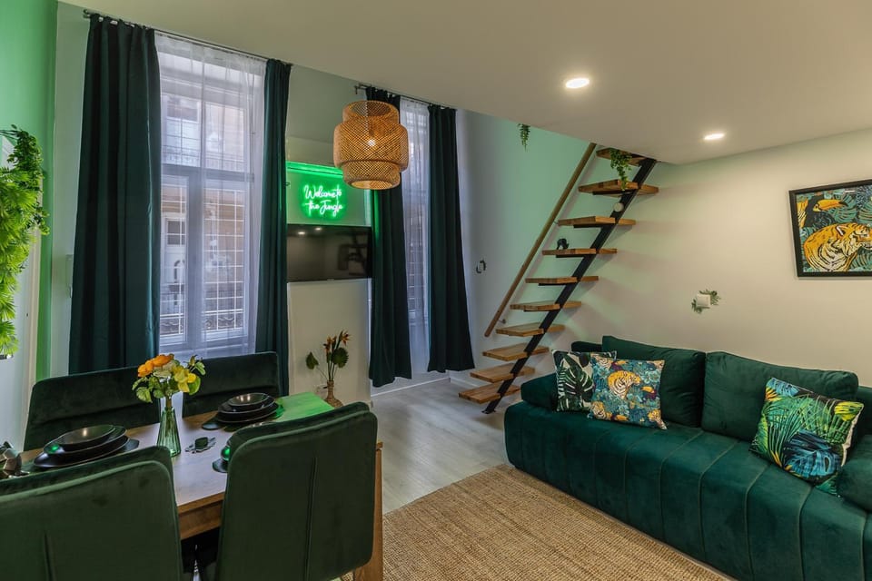 TV and multimedia, Living room