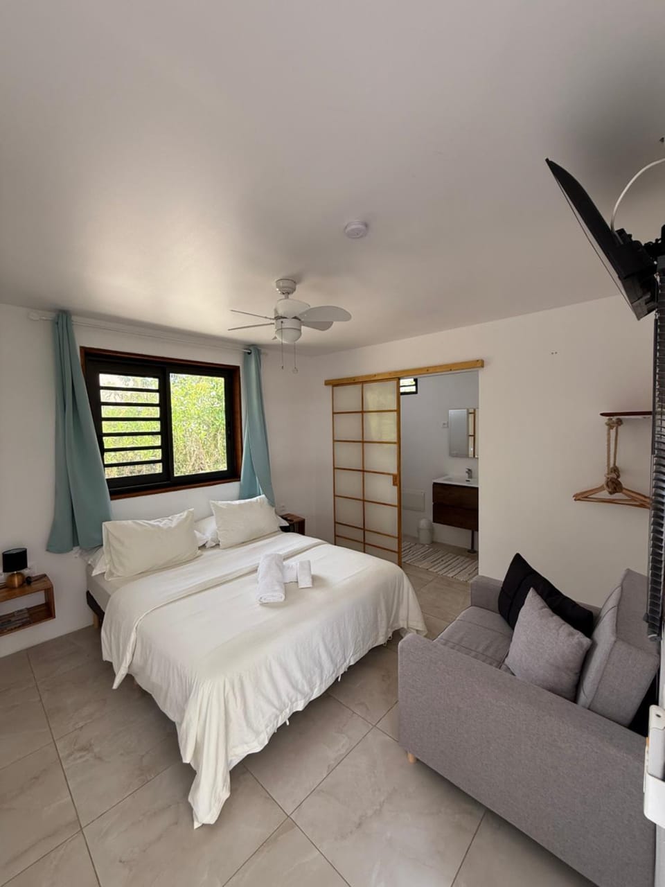 MOOREA CHILL and BEACH LODGE Bed and Breakfast in Moorea-Maiao