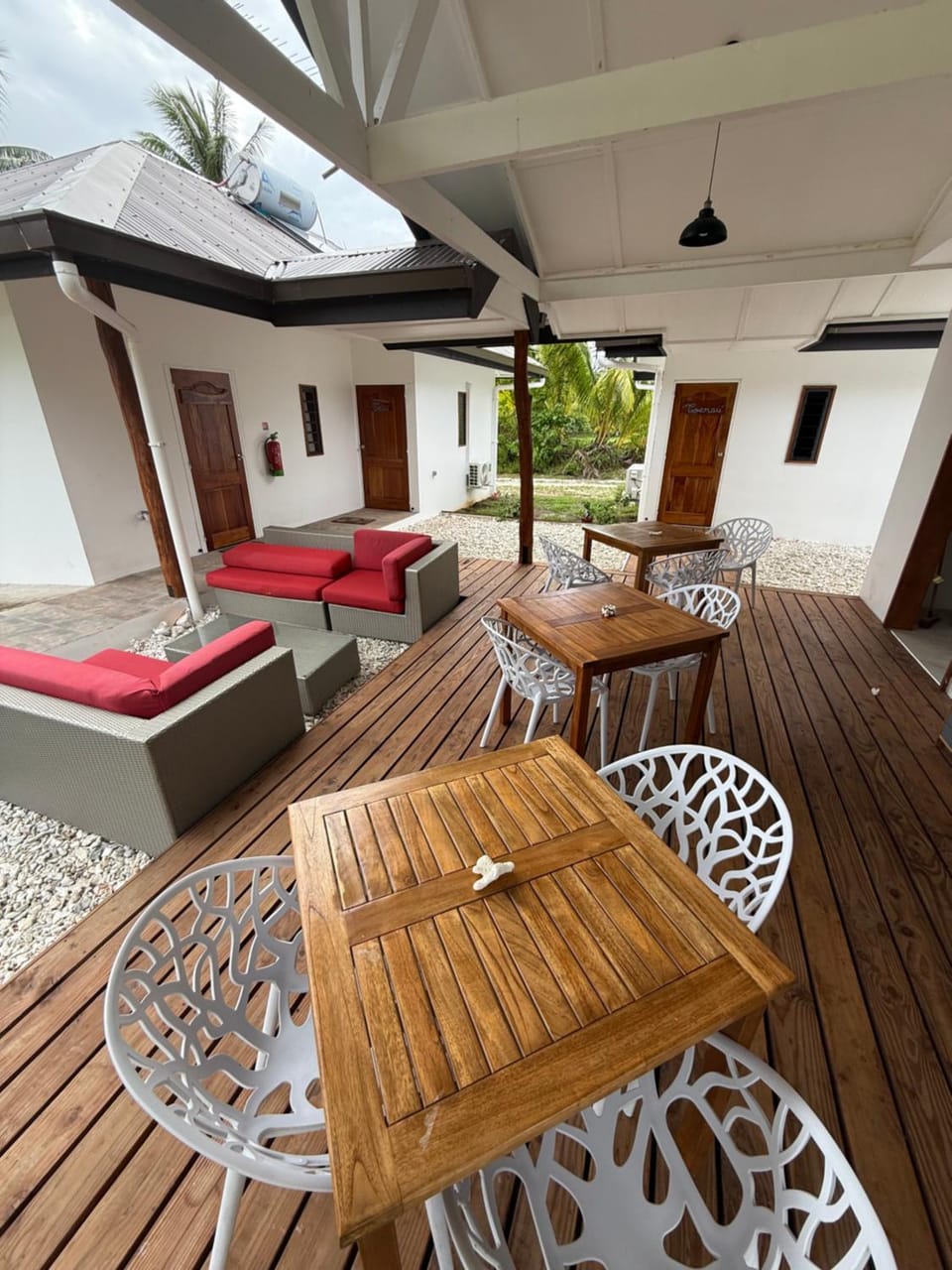 MOOREA CHILL and BEACH LODGE Bed and Breakfast in Moorea-Maiao