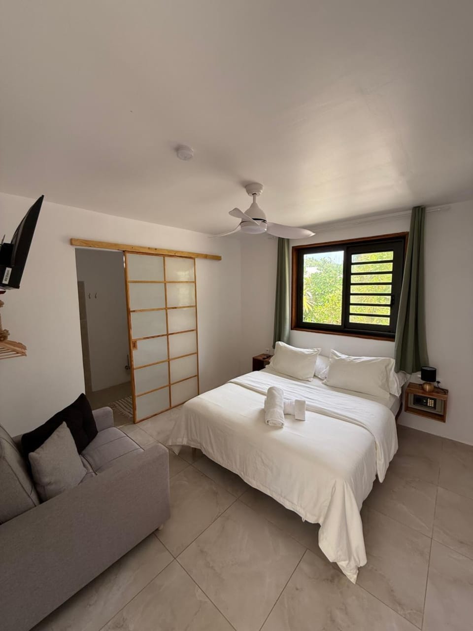 MOOREA CHILL and BEACH LODGE Bed and Breakfast in Moorea-Maiao