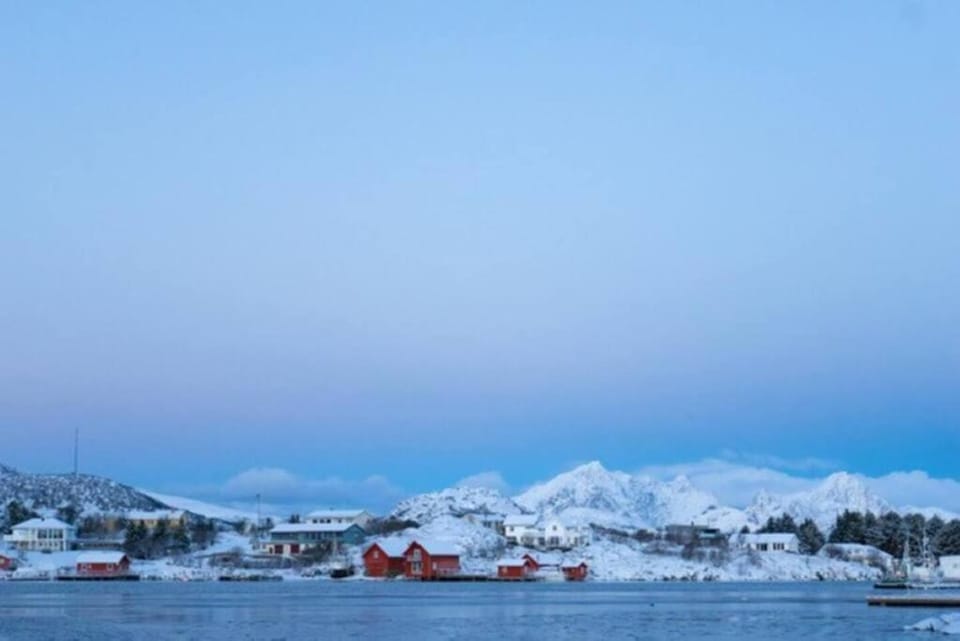 Modern Fisherman Cabin Cabin in Lofoten