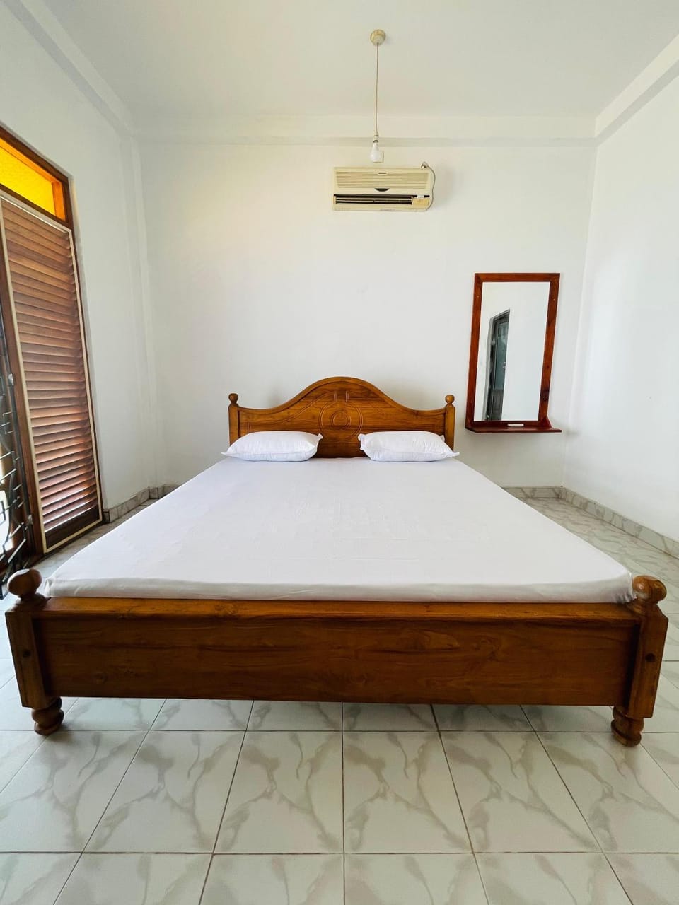Serendib Villa Mirissa Bed and Breakfast in Kamburugamuwa
