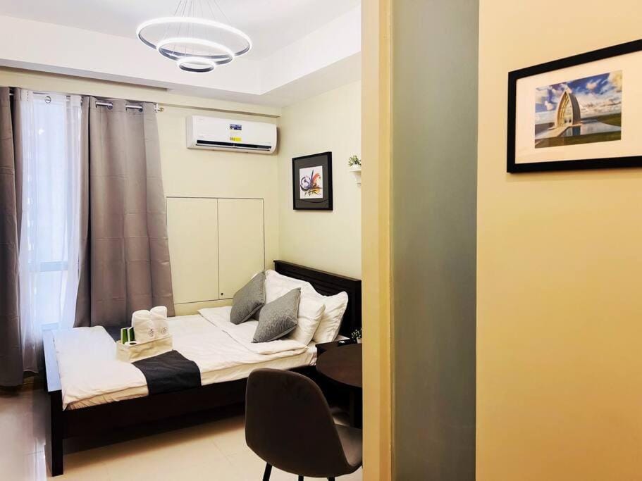 Citispace 1BR Condotel Suite at Sunshine100 City Plaza #SS05A Apartment in Mandaluyong