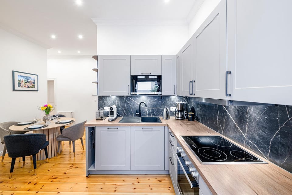 The Uckermuender - Group Flat in Central Berlin, Family-Friendly, 2BR, 2- 4 Guests Apartment in Berlin