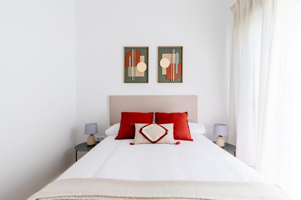 Bed, Photo of the whole room