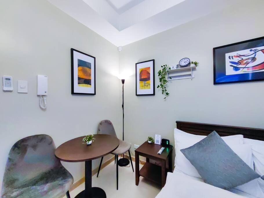 1BR Condotel Suite at Sunshine100 City Plaza #SS03 Apartment in Mandaluyong