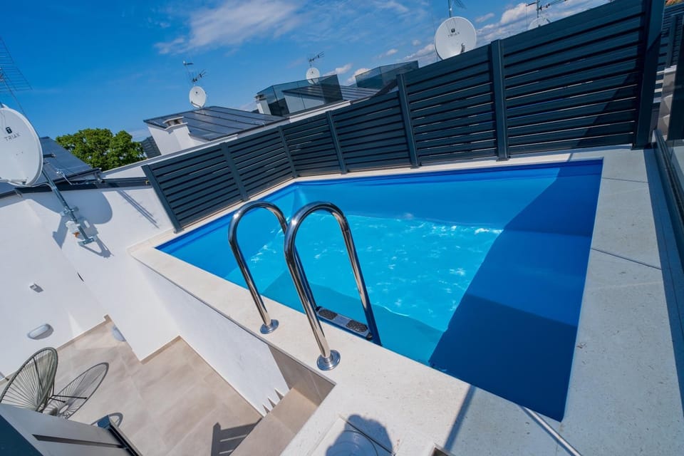 Day, Balcony/Terrace, Swimming pool