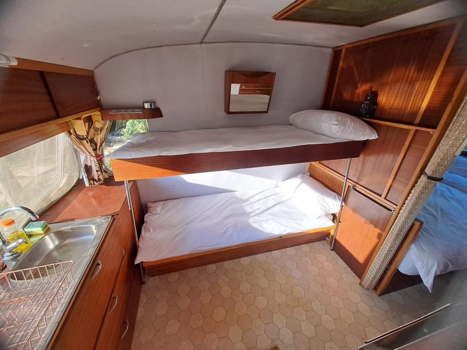 Bed, bunk bed
