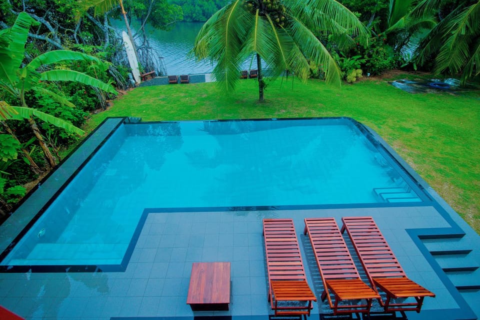 Lagoon Bentota Resort Hotel in Western Province