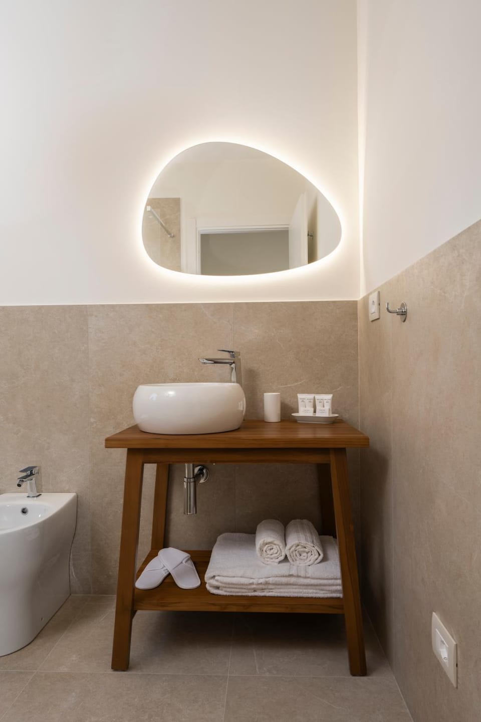 Bathroom, towels