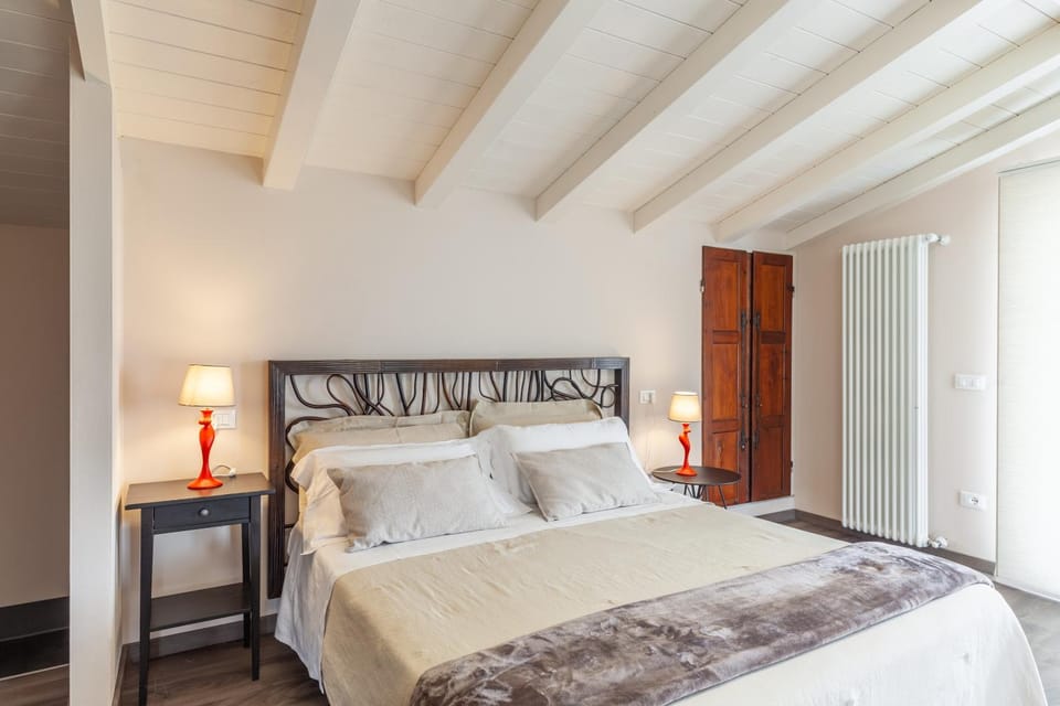 Property building, Living room, Bedroom