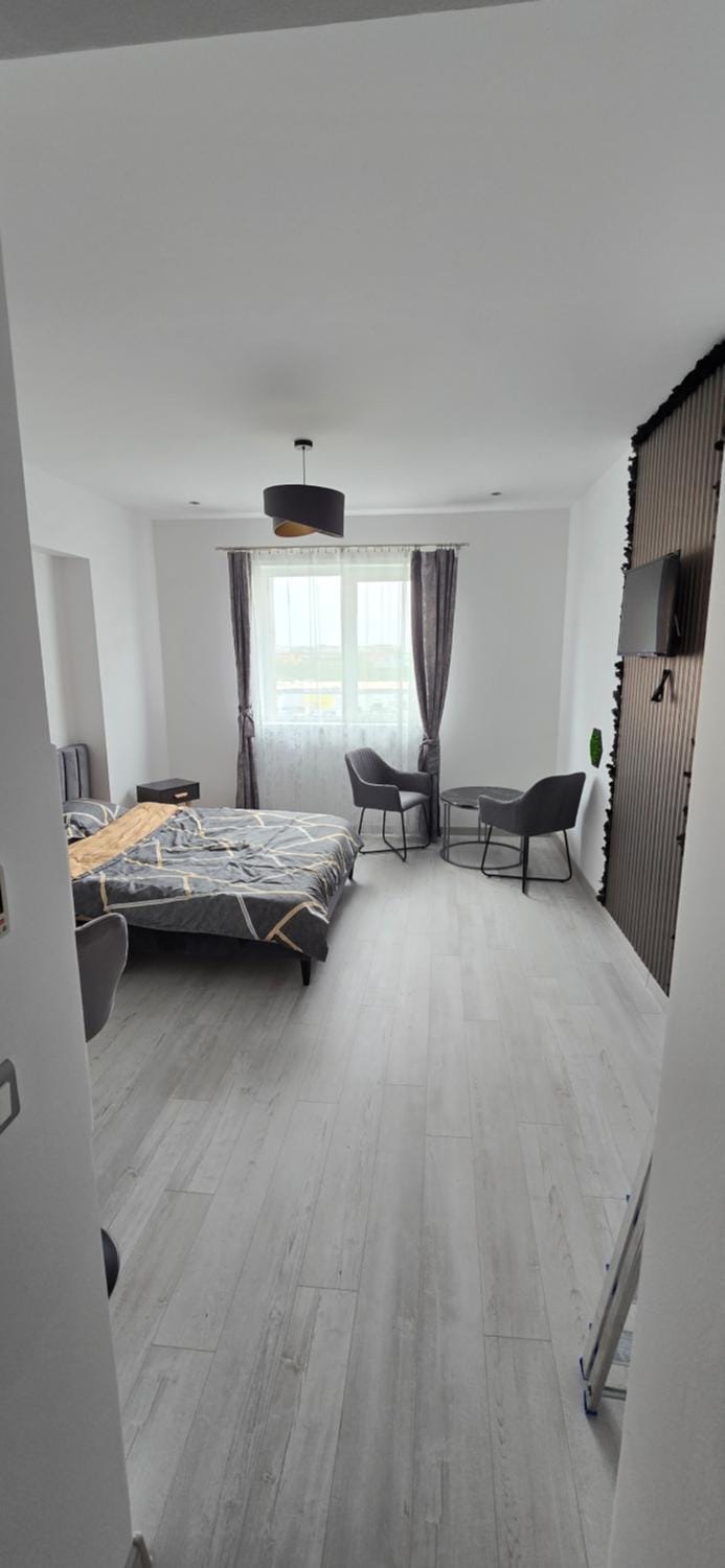 Bed, Living room, Seating area, Bedroom, air conditioner