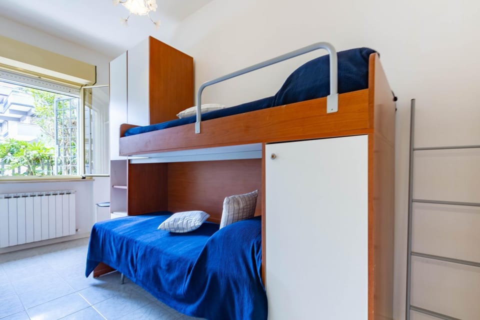 Photo of the whole room, bunk bed