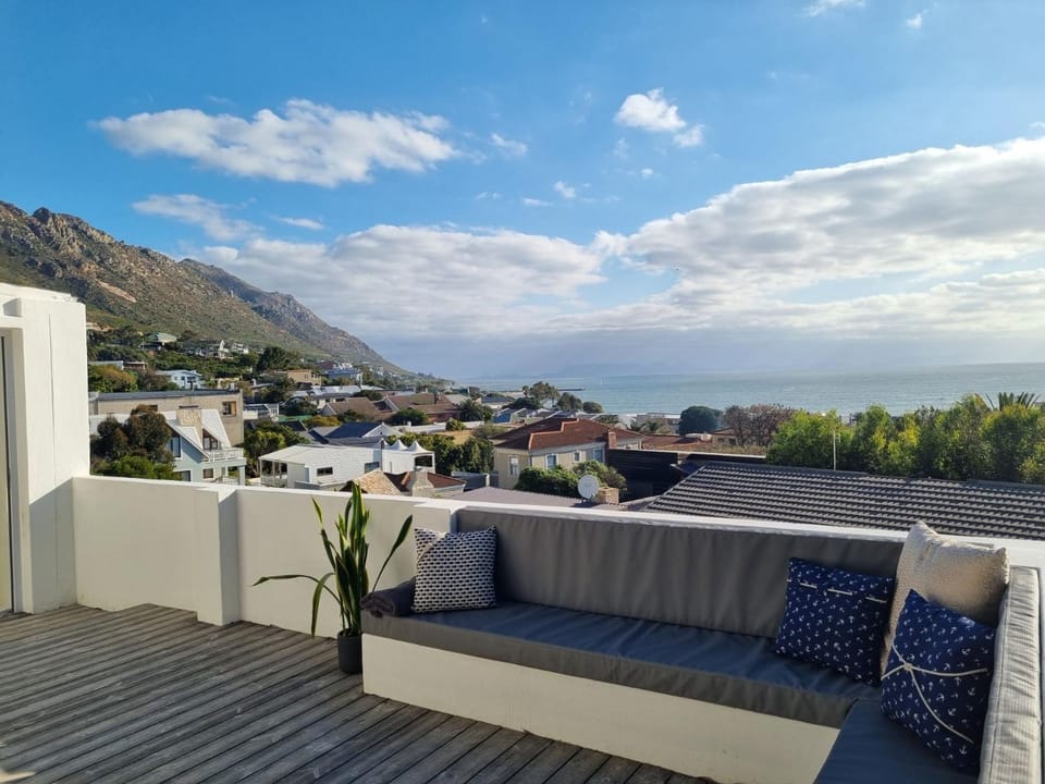 Day, Natural landscape, View (from property/room), Balcony/Terrace, Sea view
