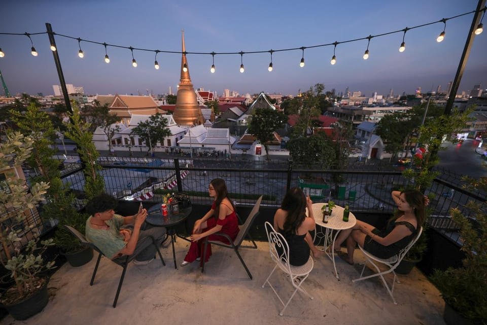 View (from property/room), Balcony/Terrace, City view