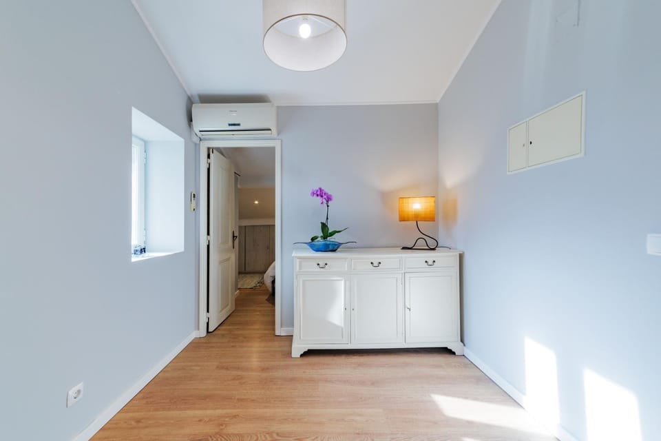Living room, air conditioner