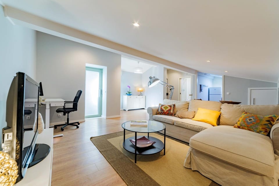 TV and multimedia, Living room, Seating area
