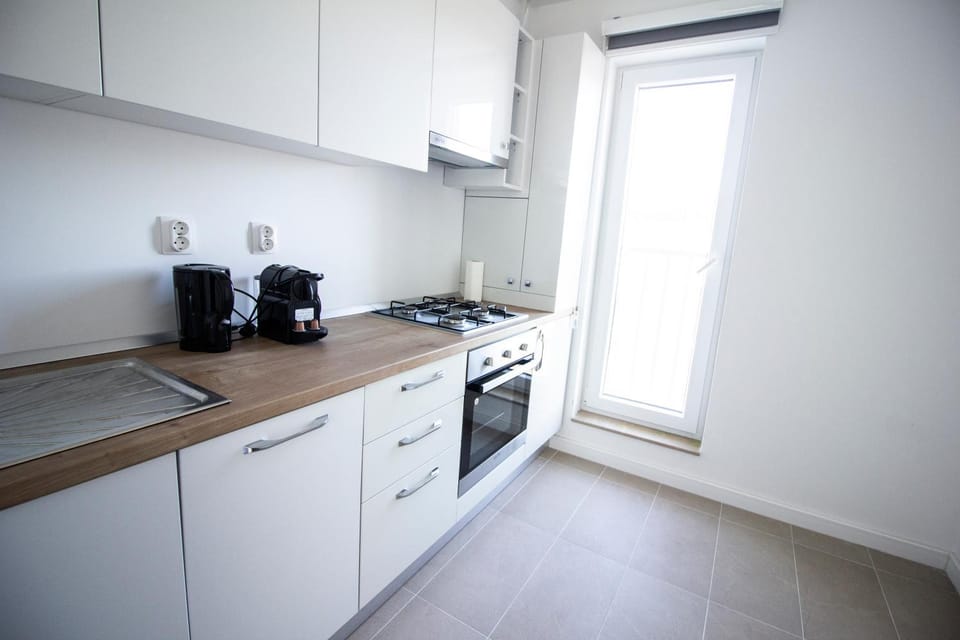 Coffee/tea facilities, dishwasher, minibar, pet friendly, stove, toaster