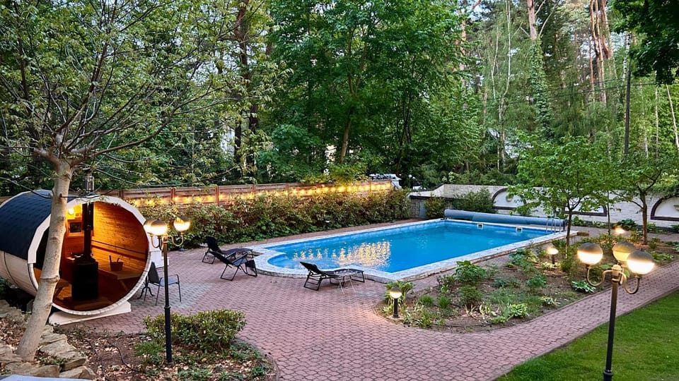 Sauna, Evening entertainment, Garden view, Pool view, Swimming pool