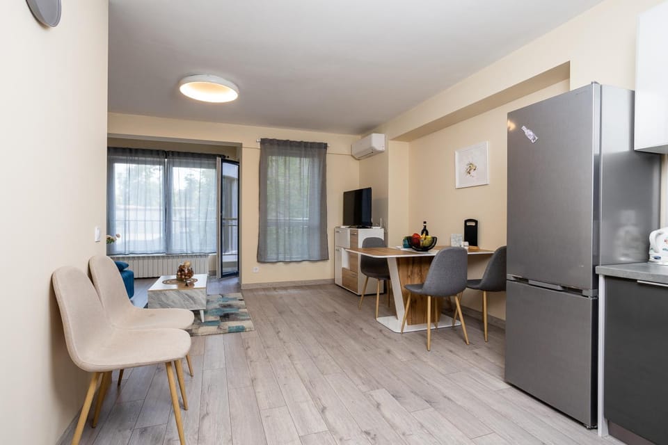 Free Private Parking Central & Quiet 2BR Apartment in Sofia