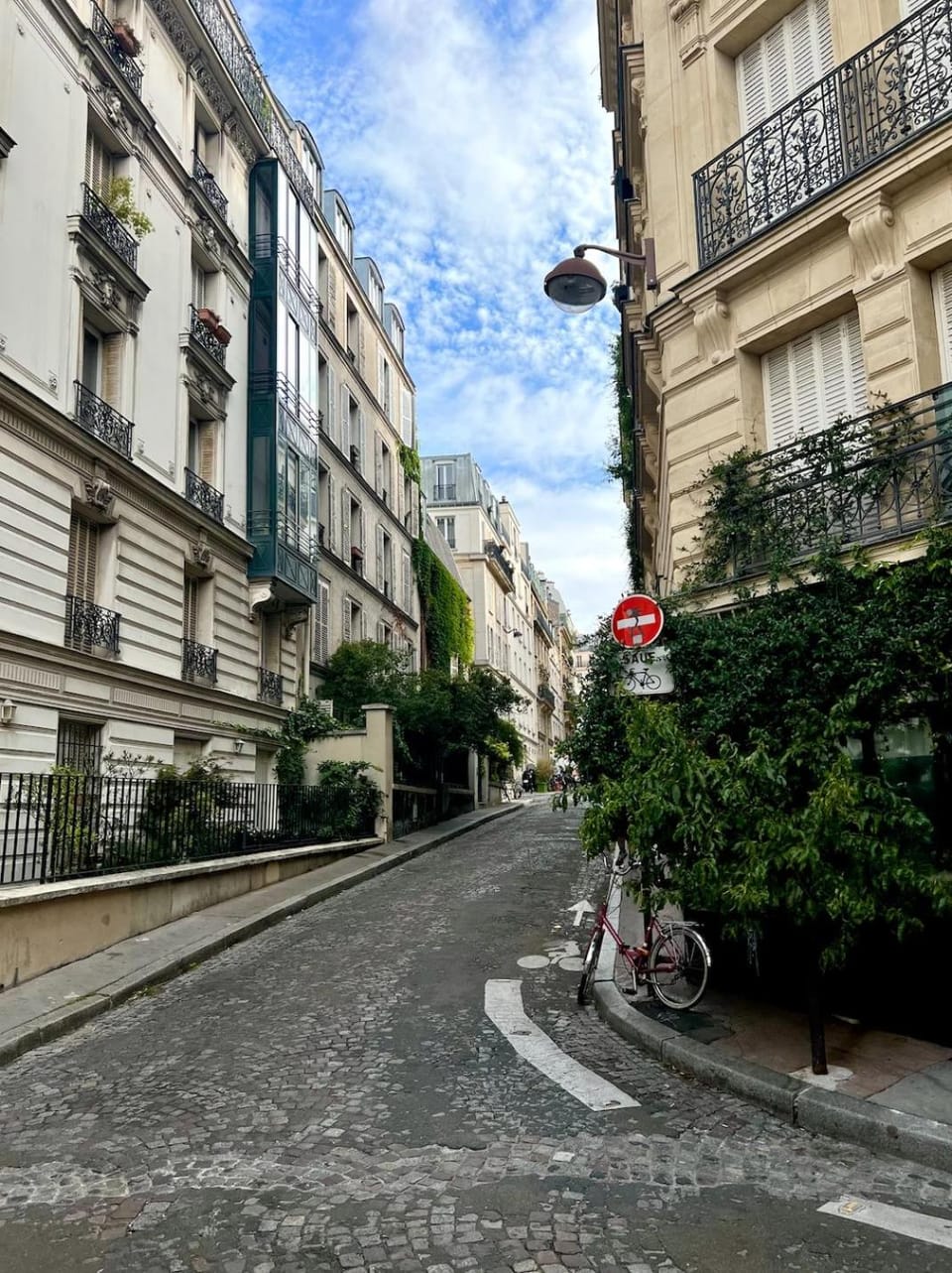 Neighbourhood, Street view