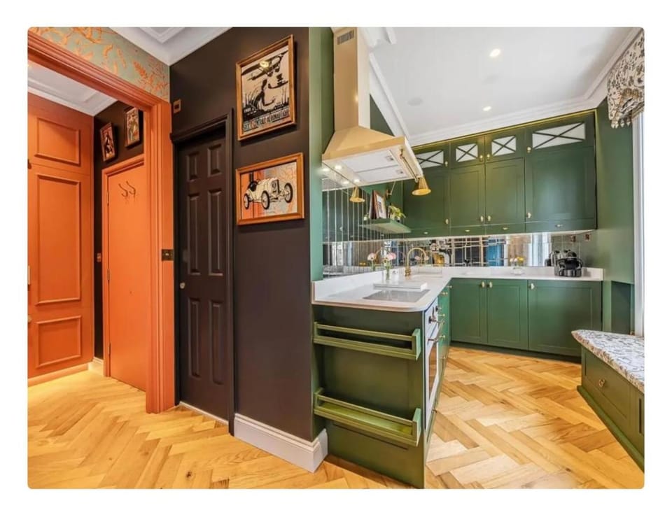 Bathroom, wardrobe