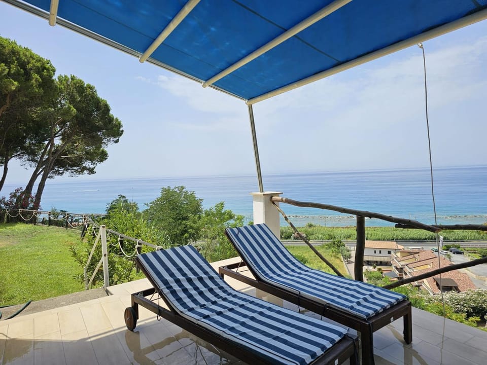 Patio, View (from property/room), Balcony/Terrace, Sea view