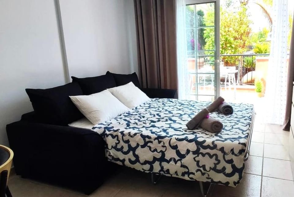 Granada Sunrise Apartment in Playa de las Americas