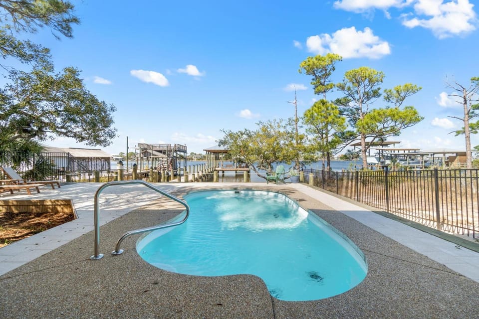 Cotton Bayou Fish Camp House in Orange Beach