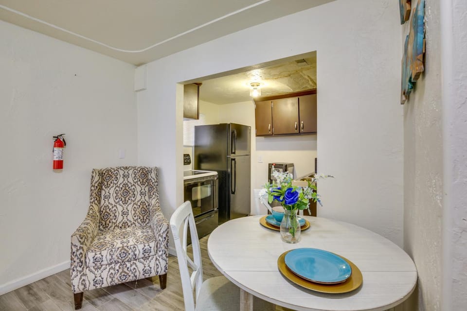 El Centro Retreat Near Local Parks & Golf Courses House in El Centro