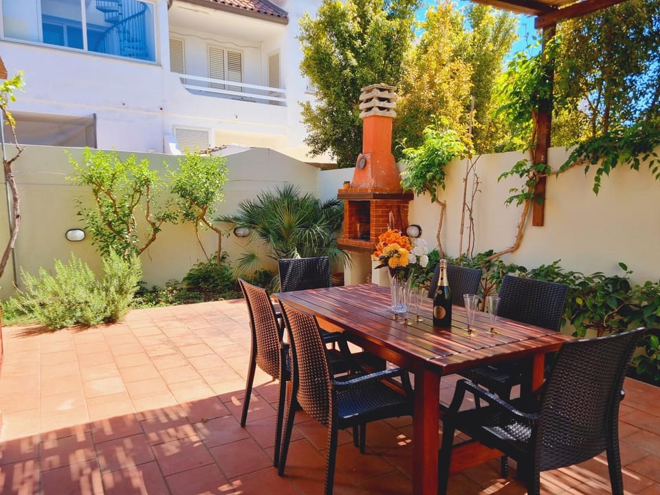 Garden, Garden view