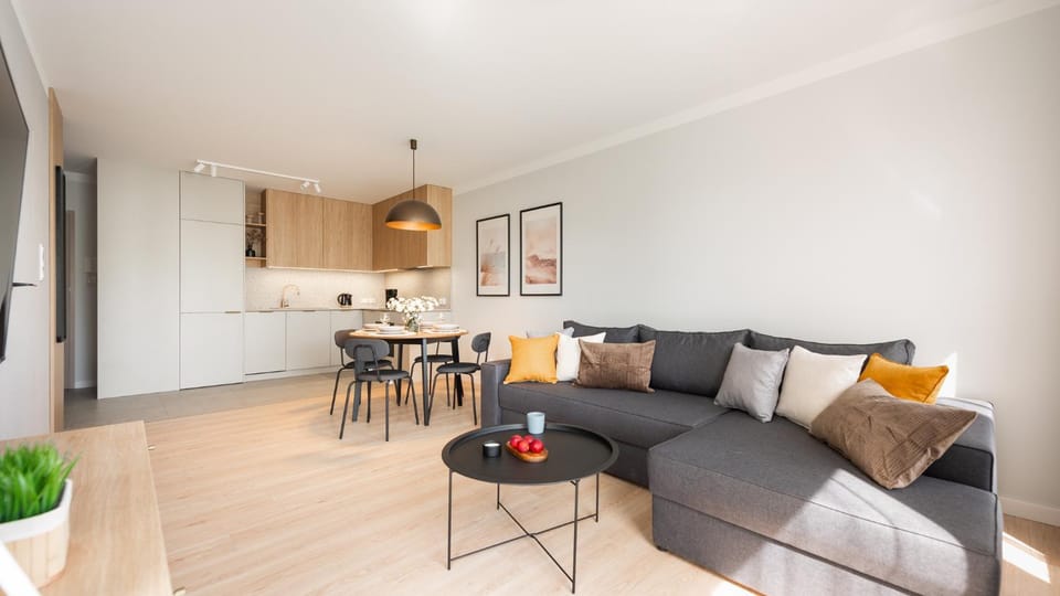 Kitchen or kitchenette, Living room, Seating area
