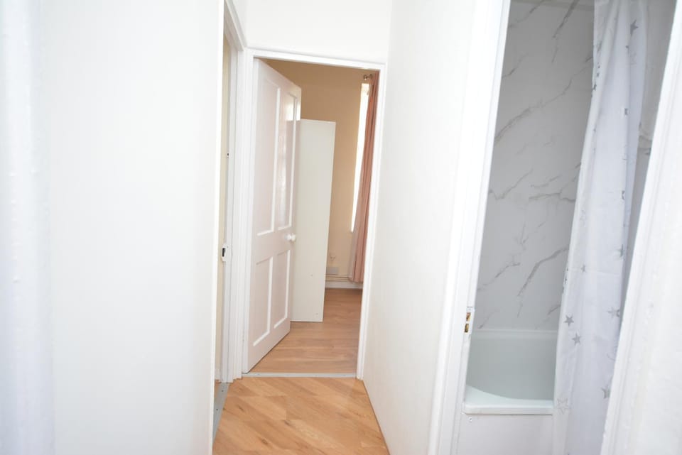 Lovely 3 Bedroom Apartment in Standford Hill Apartment in London Borough of Hackney