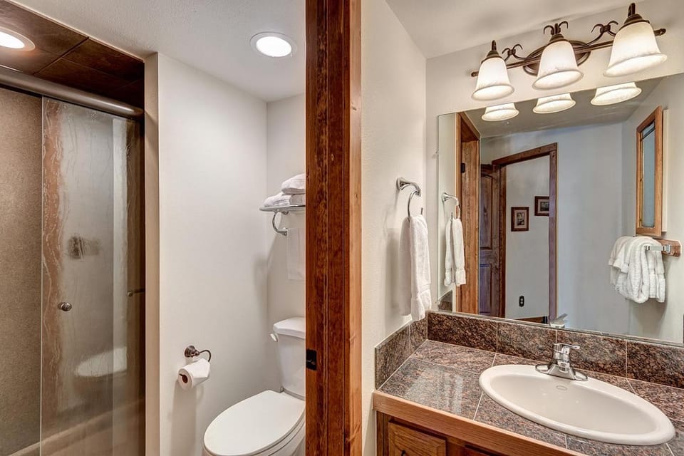 Sawmill Creek Condo 207 by Great Western Lodging Apartment in Breckenridge