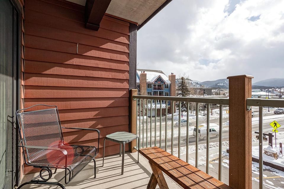 Sawmill Creek Condo 207 by Great Western Lodging Apartment in Breckenridge