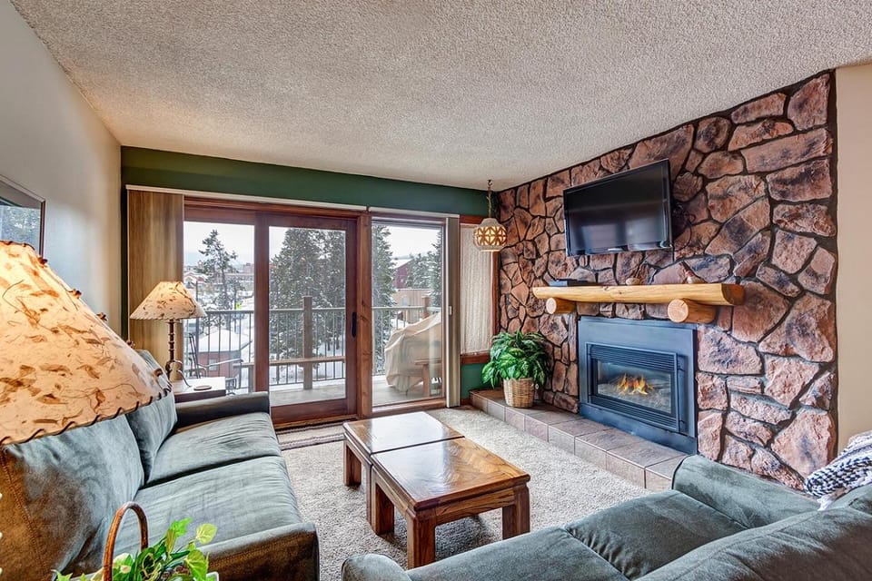 Sawmill Creek Condo 207 by Great Western Lodging Apartment in Breckenridge