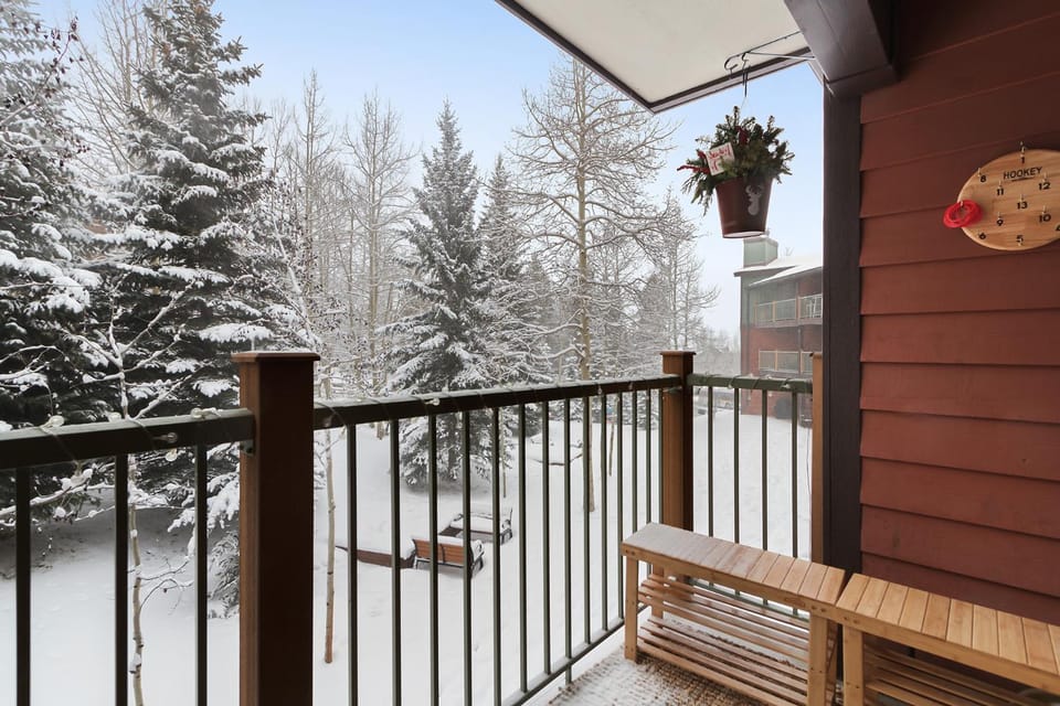 Sawmill Creek Condo 210 by Great Western Lodging Apartment in Breckenridge
