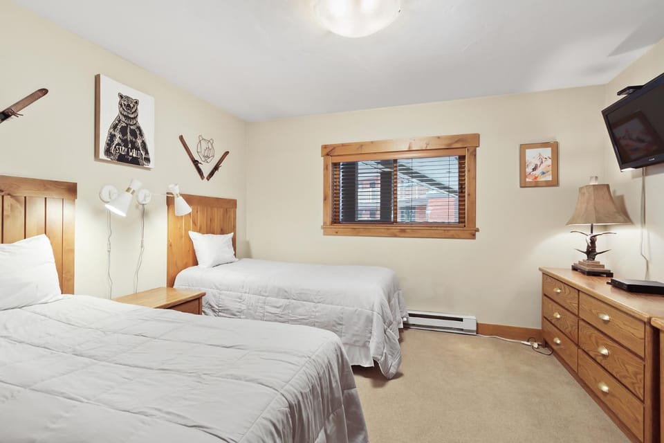 Sawmill Creek Condo 210 by Great Western Lodging Apartment in Breckenridge