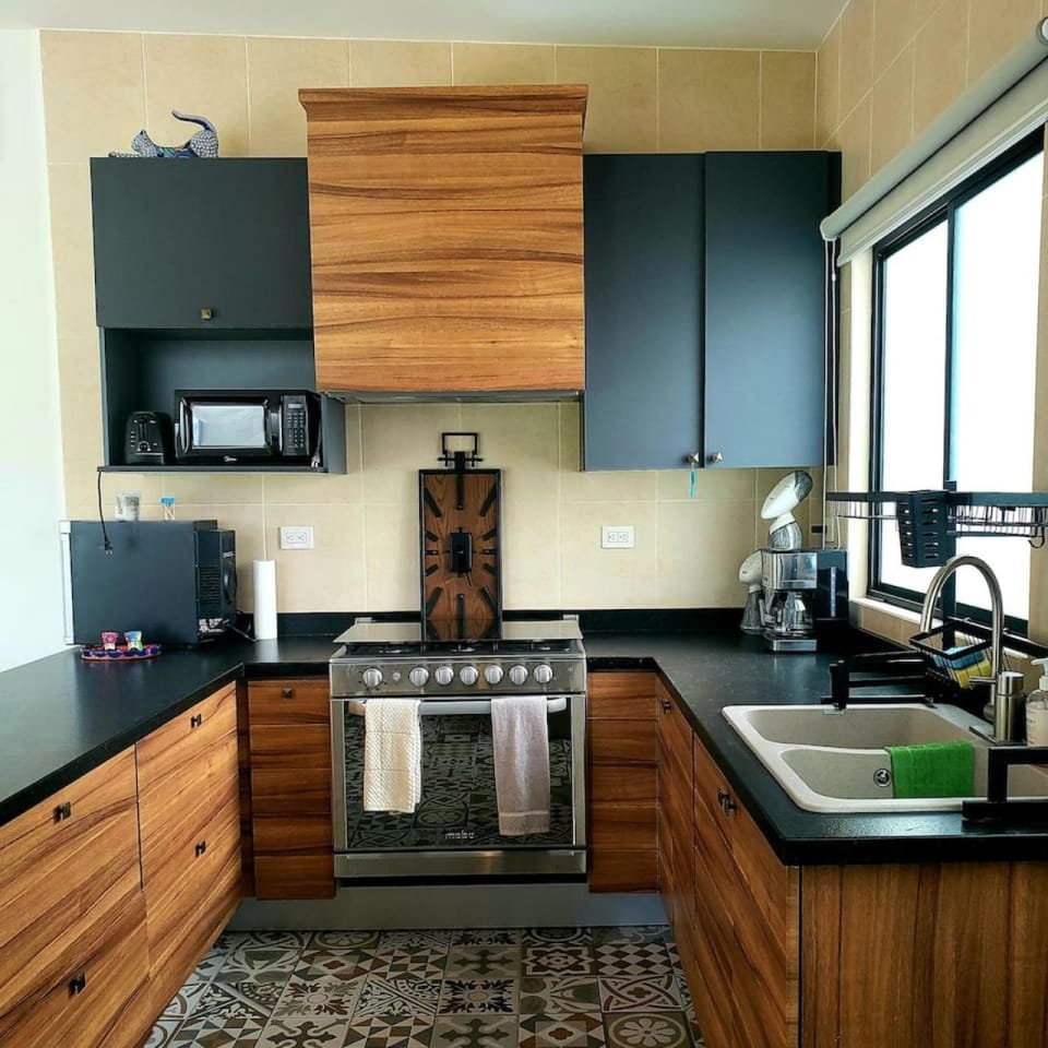 Kitchen or kitchenette, oven, stove