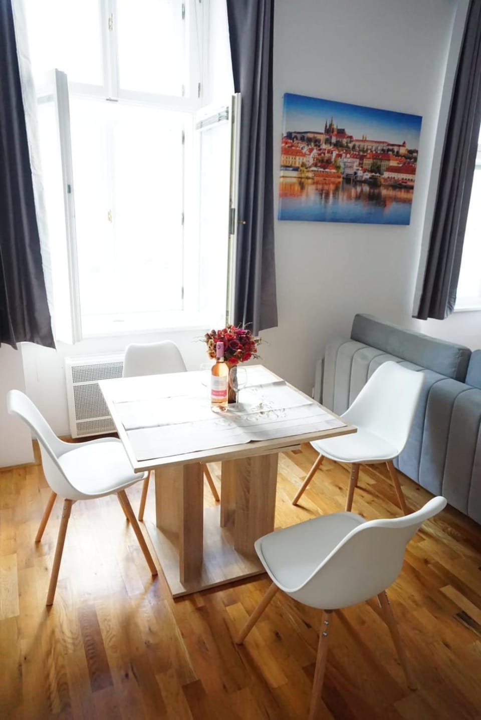 Dining area, Dinner
