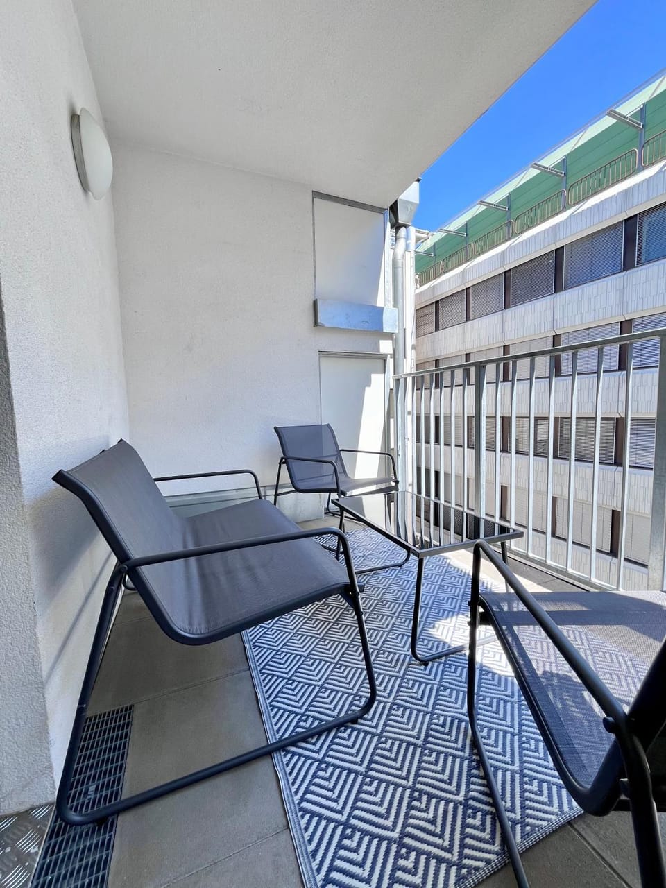 Patio, Day, Balcony/Terrace, Seating area