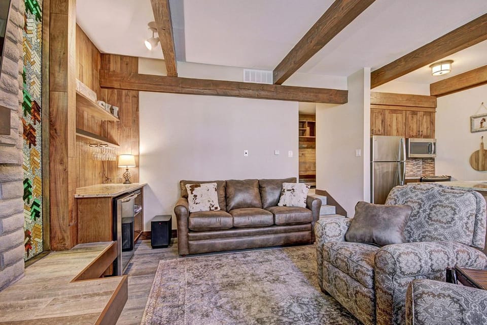 Tamarisk 103 by Great Western Lodging Apartment in Breckenridge