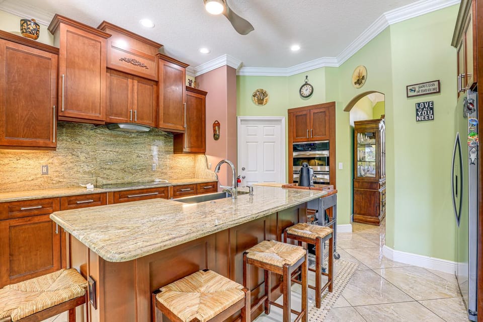 Near Parks Port St Lucie Home with Private Pool! House in Port Saint Lucie