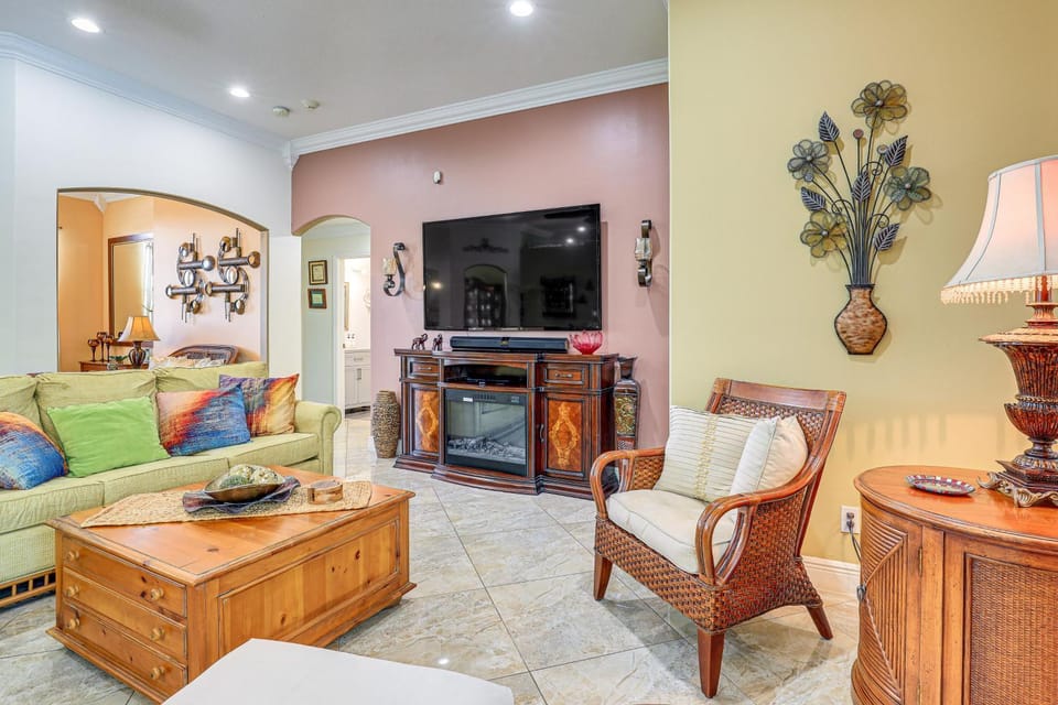 Near Parks Port St Lucie Home with Private Pool! House in Port Saint Lucie