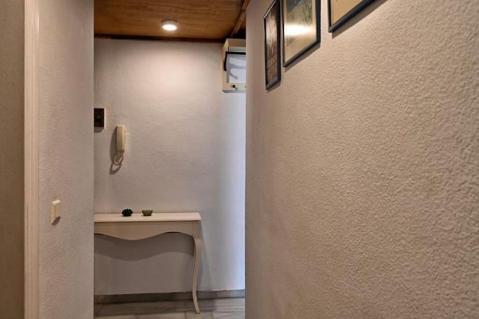 Acogedor 2 hab apto en el centro Apartment in Malaga