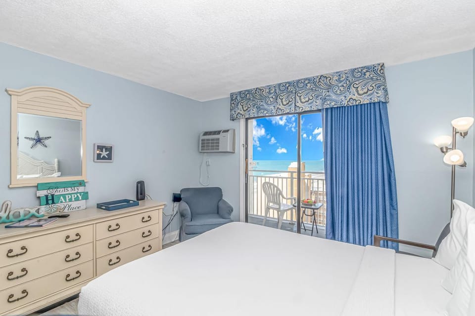 Ocean View Studio with 3 Beds! Sea Mist 51303 House in Myrtle Beach