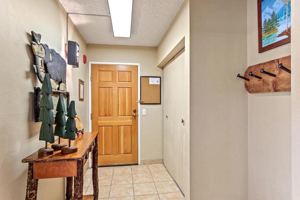 Trails End 412 by Great Western Lodging Apartment in Breckenridge